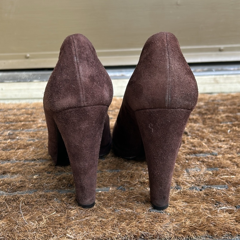 Prada Chocolate Brown Suede Pumps Sz 38 Italian Luxury Heels - Picture 4 of 12